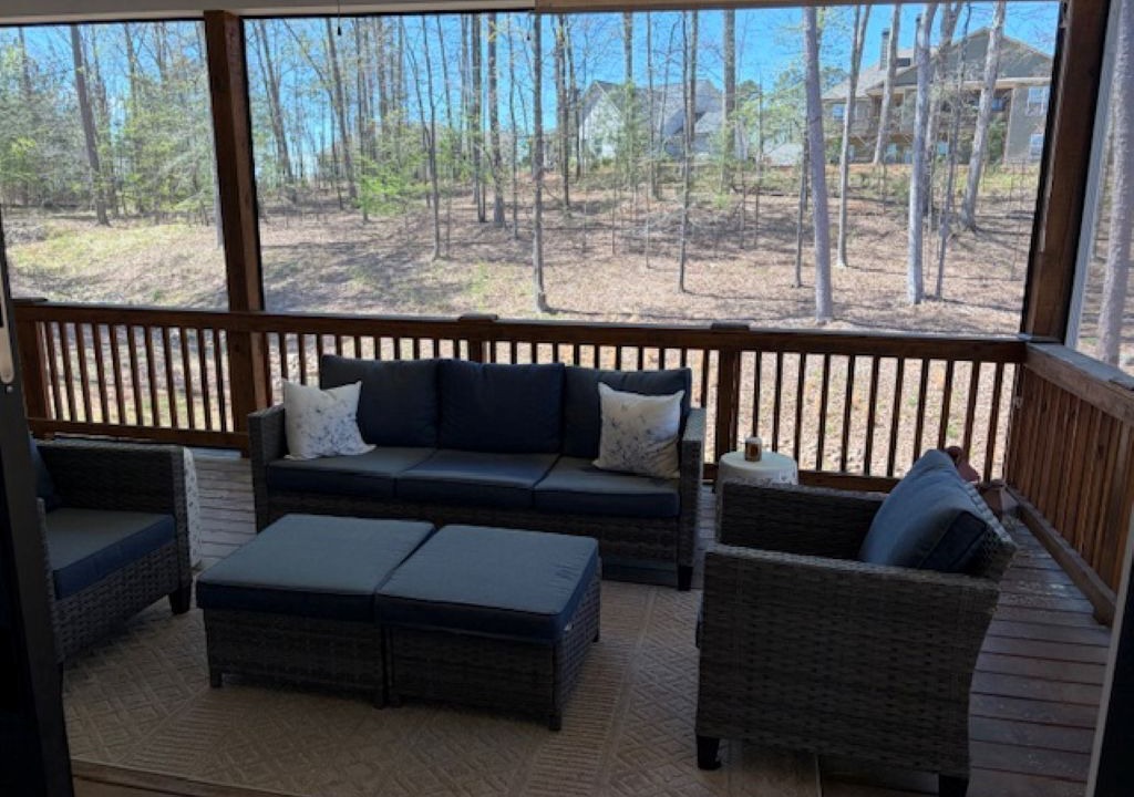 Photo of Livingroom in Lake Oconee