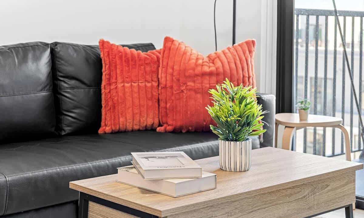Photo of Livingroom in Uptown