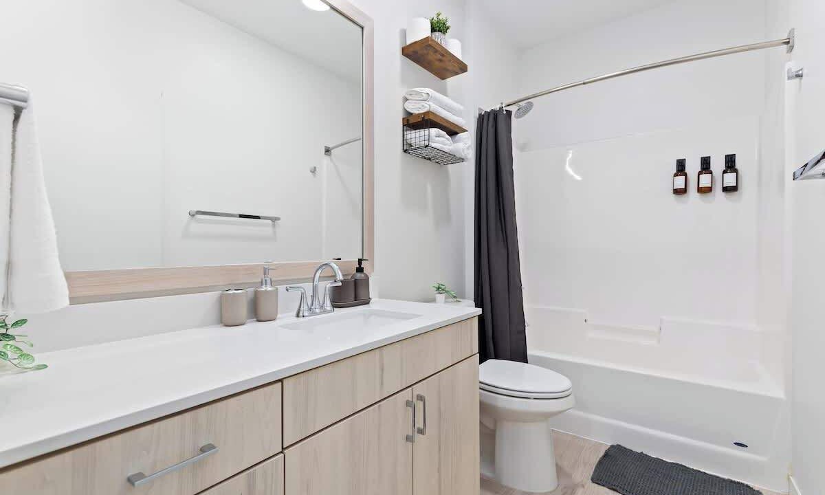 Photo of Bathroom in Uptown