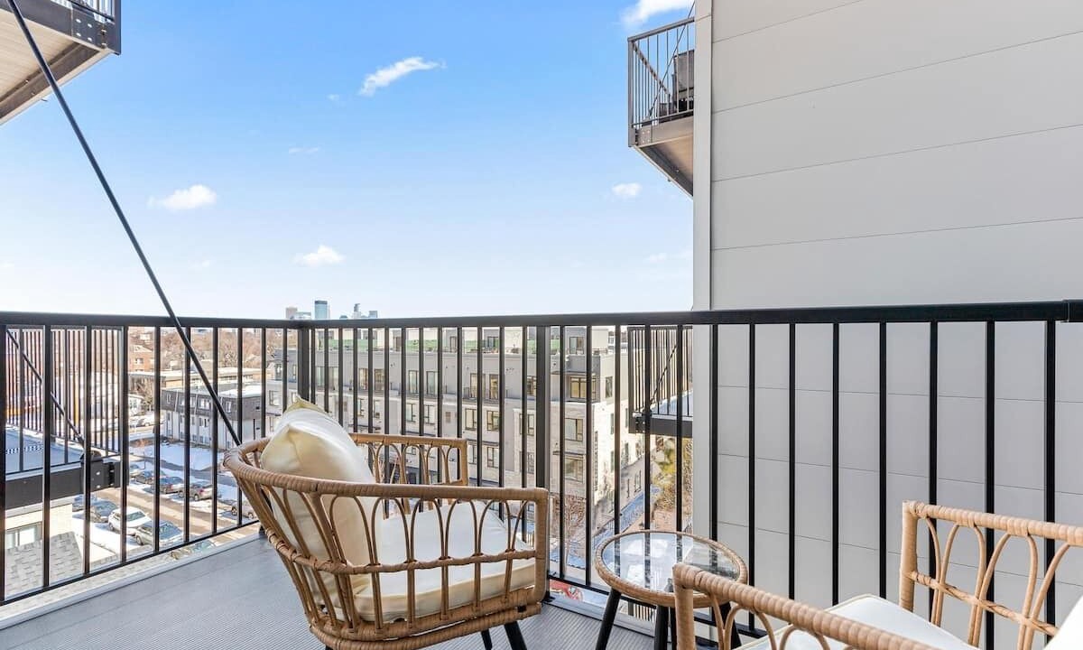 Photo of Outdoor in Uptown