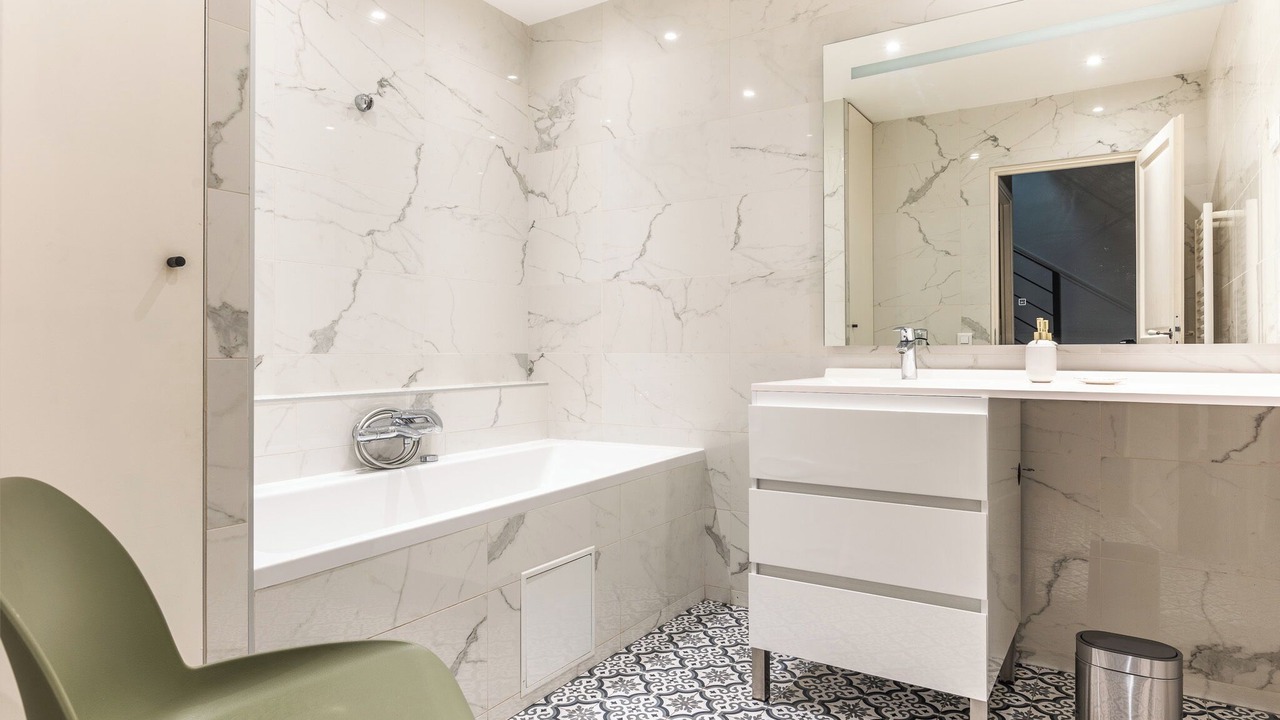 Photo of Bathroom in Houdan