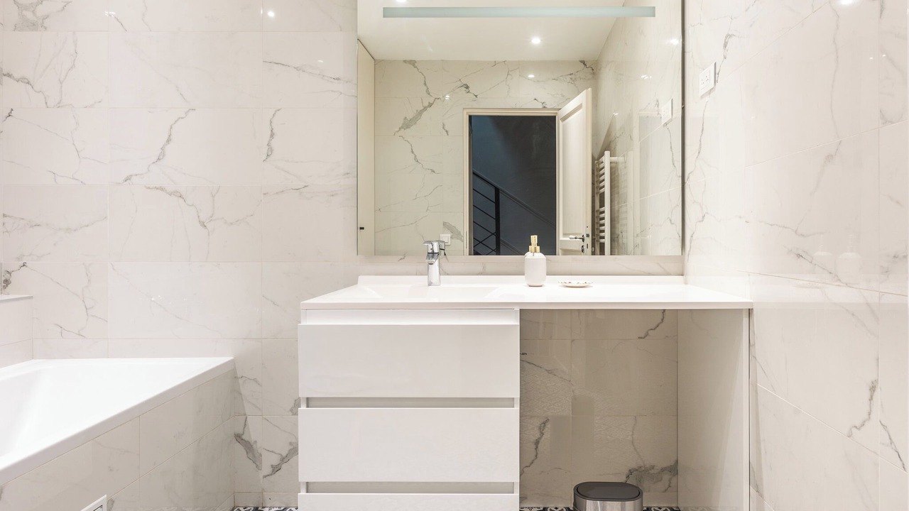 Photo of Bathroom in Houdan