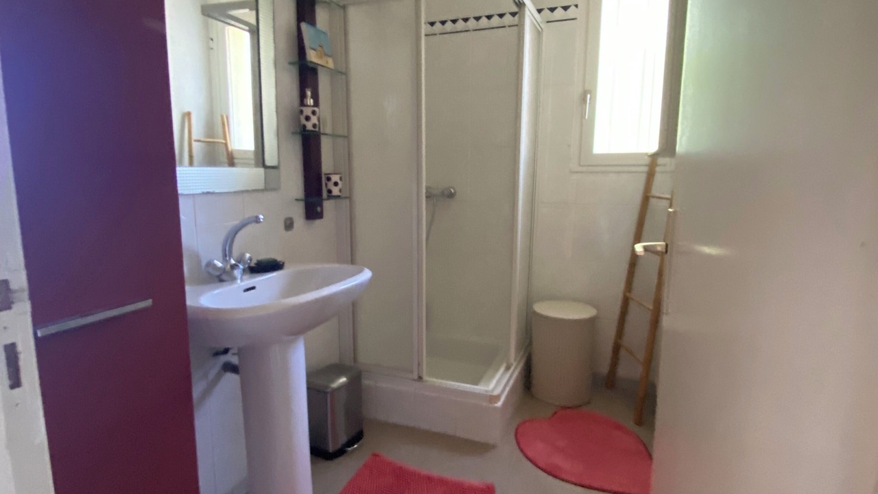 Photo of Bathroom in Saint-Marc-sur-Mer