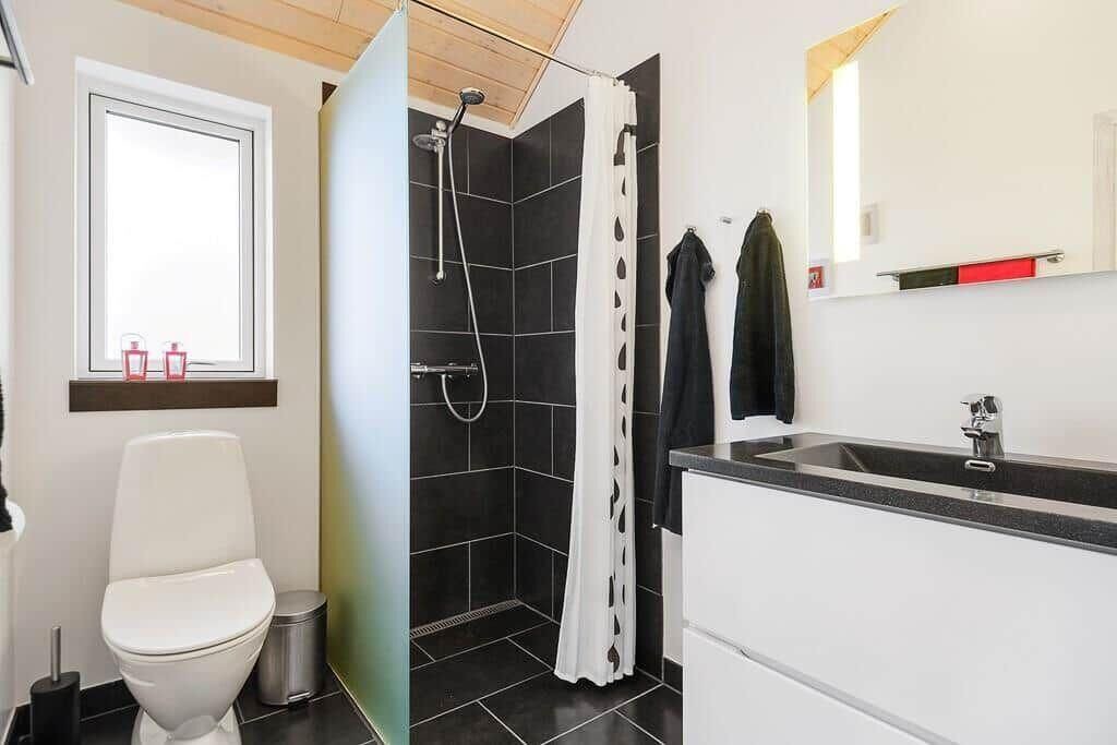 Photo of Bathroom in Kalundborg