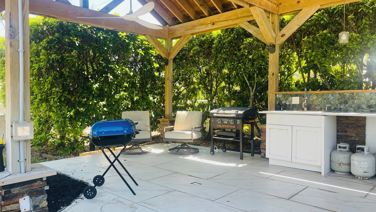 Photo of Patio Balcony in Tarpon Springs