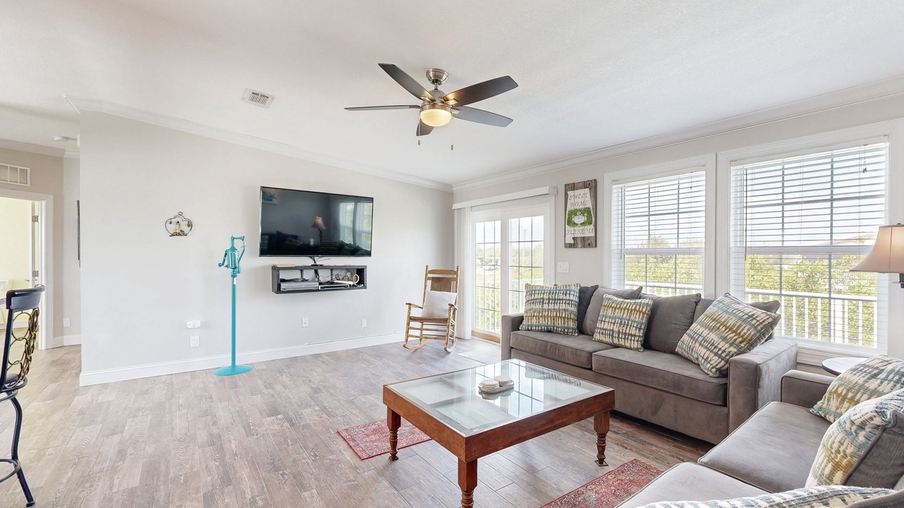 Photo of Livingroom in Little Torch Key