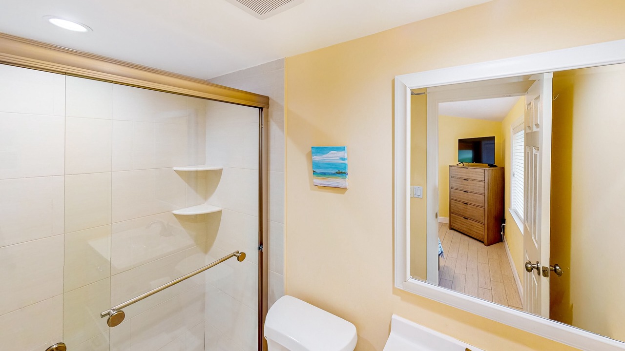 Photo of Bathroom in Key Colony Beach