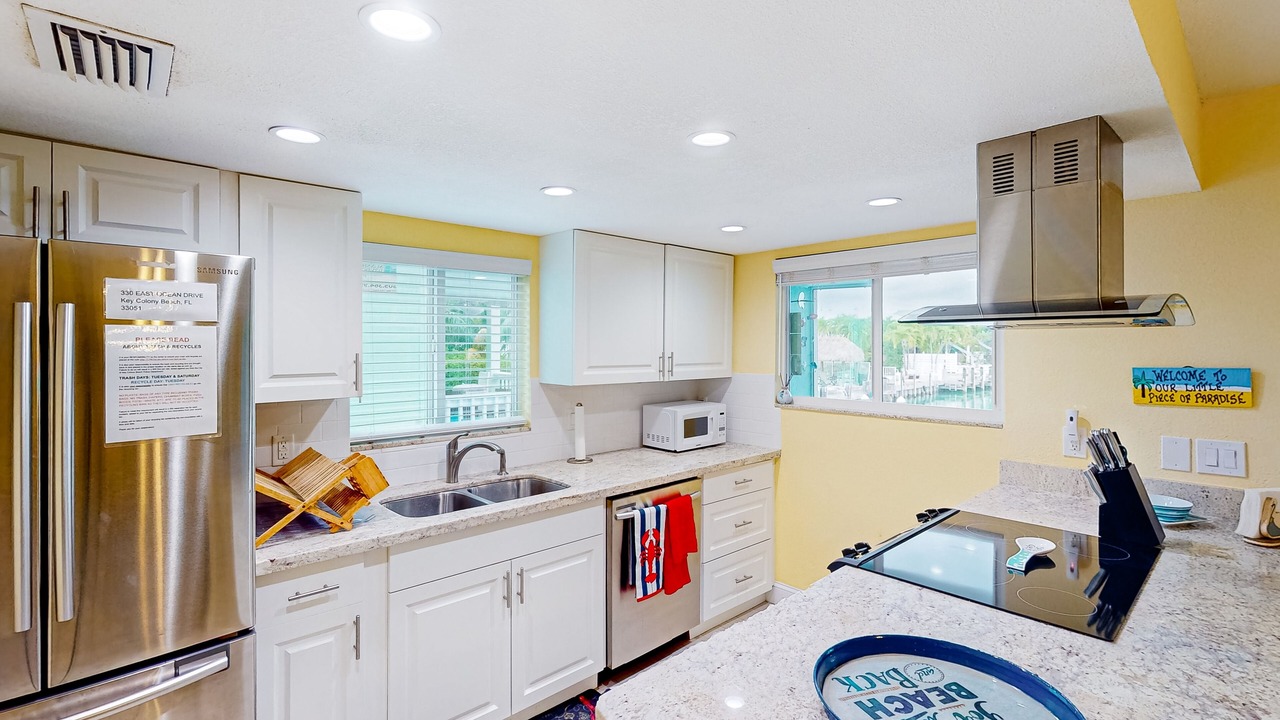 Photo of Kitchen in Key Colony Beach