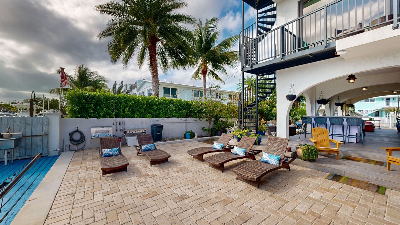 Photo of Patio Balcony in Twin Lakes
