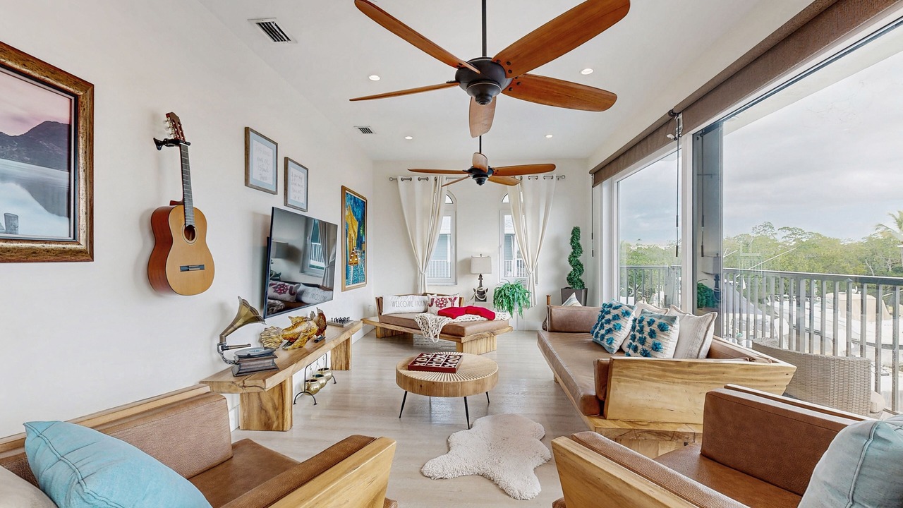Photo of Livingroom in Twin Lakes