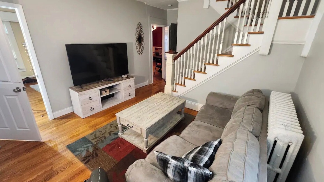 Photo of Livingroom in Eastside