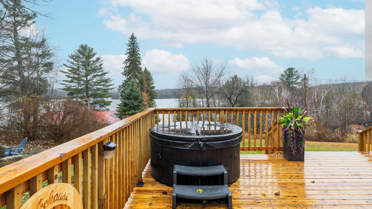 Photo of Patio Balcony in Denbigh