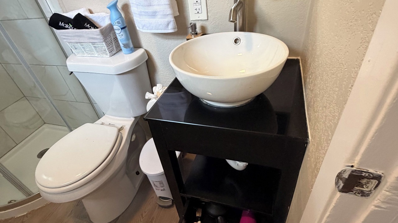 Photo of Bathroom in Mahncke Park