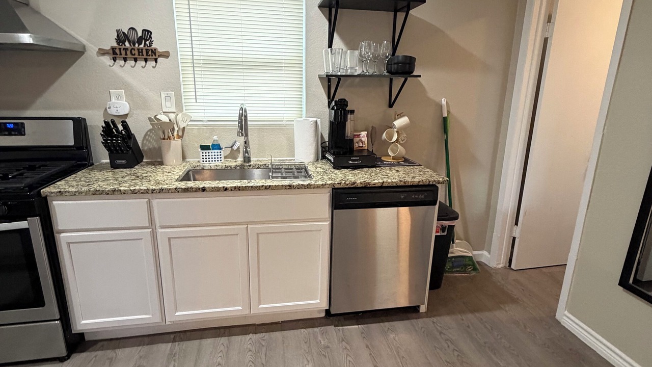 Photo of Kitchen in Mahncke Park