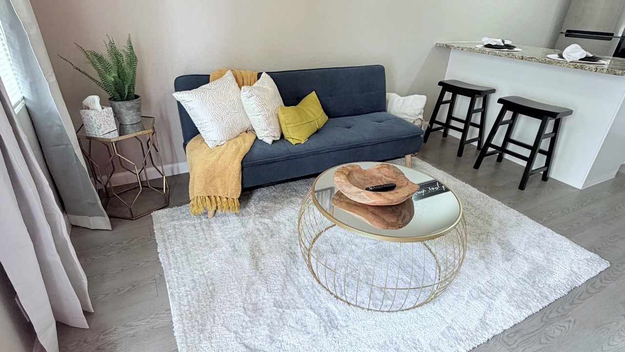 Photo of Livingroom in Mahncke Park