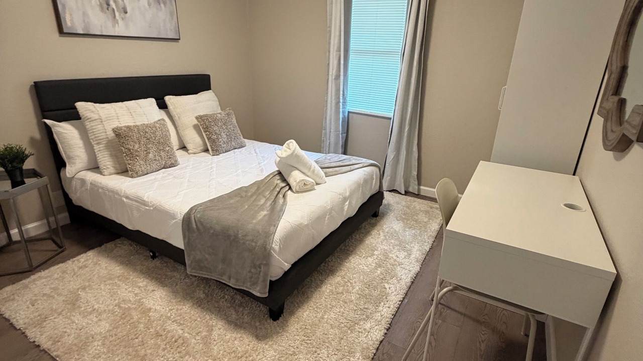 Photo of Bedroom in Mahncke Park