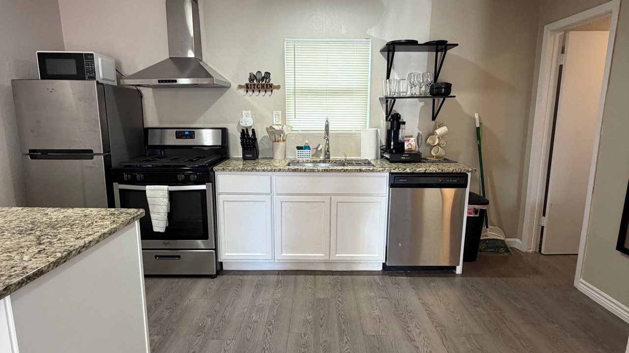 Photo of Kitchen in Mahncke Park