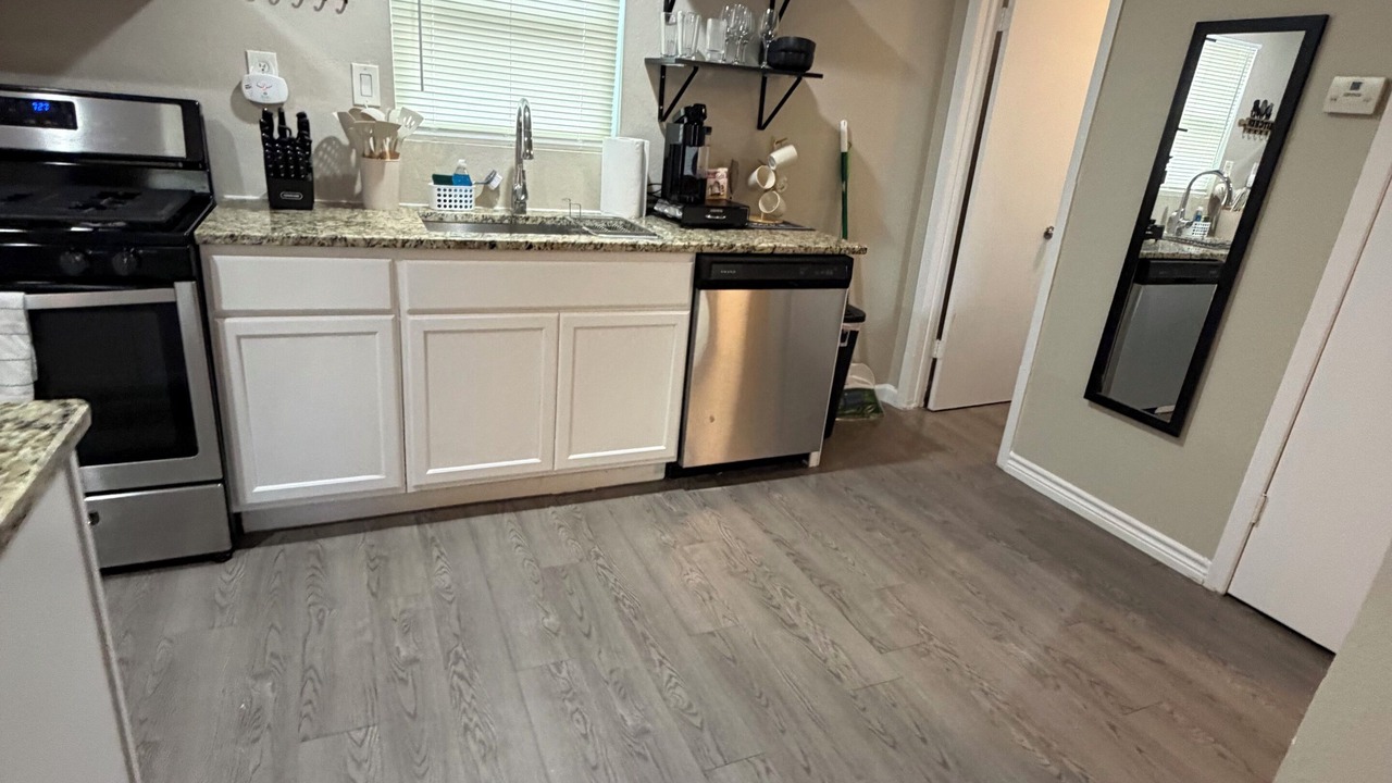 Photo of Kitchen in Mahncke Park