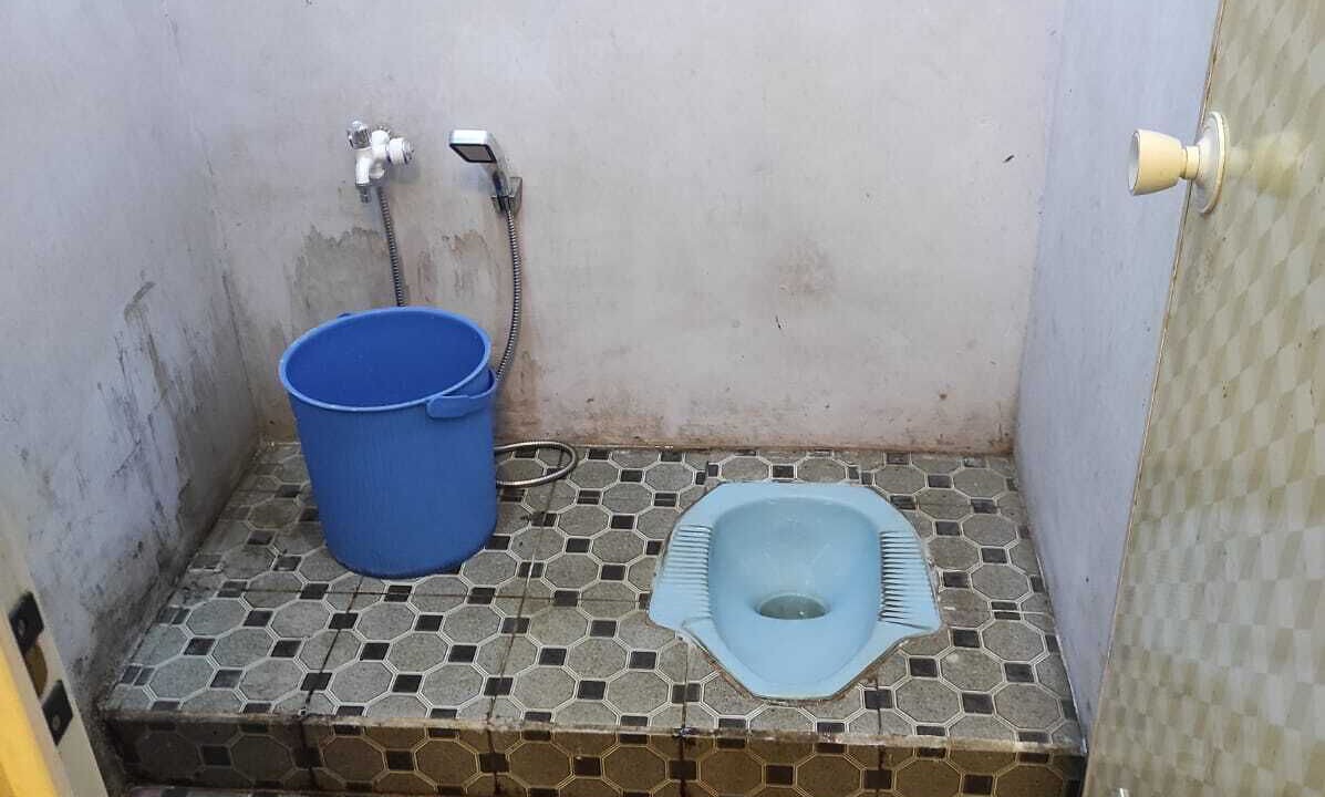 Photo of Bathroom in Genteng
