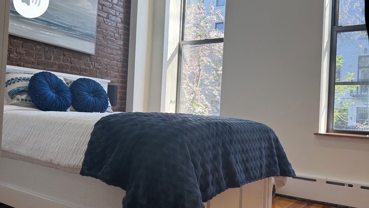 Photo of Bedroom in Upper Manhattan