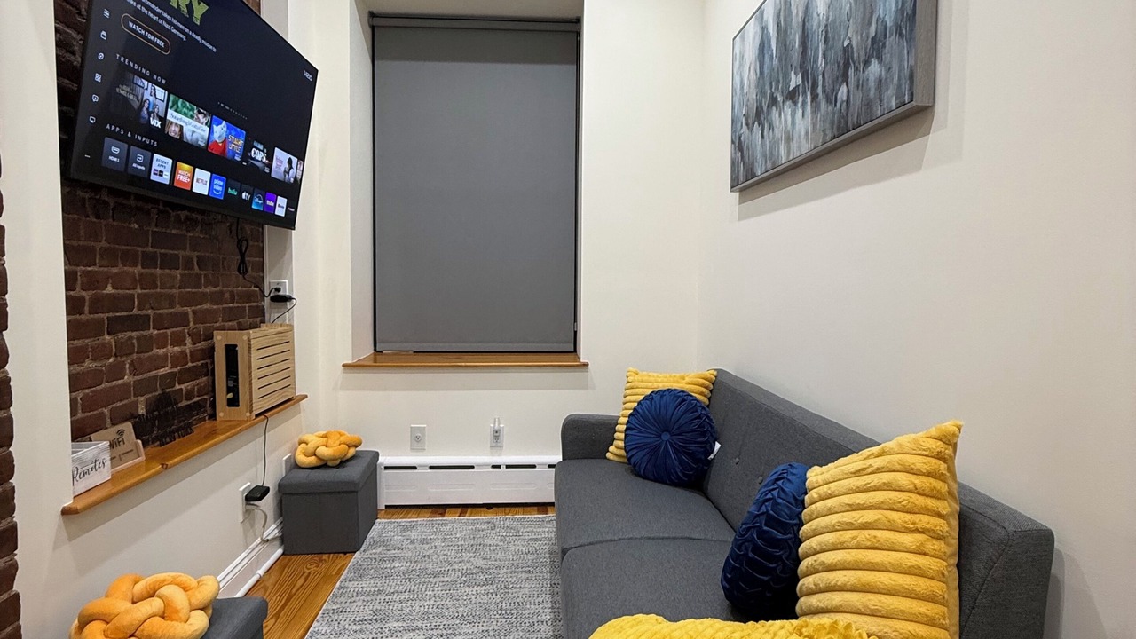 Photo of Livingroom in Upper Manhattan