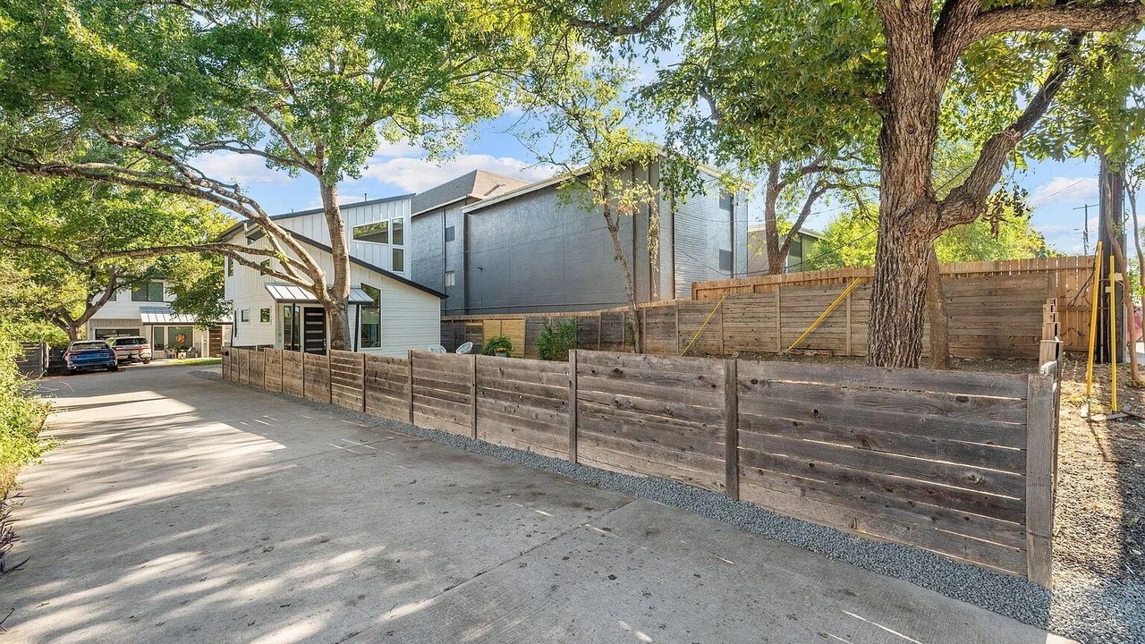 Photo of Outdoor in Greater South River City