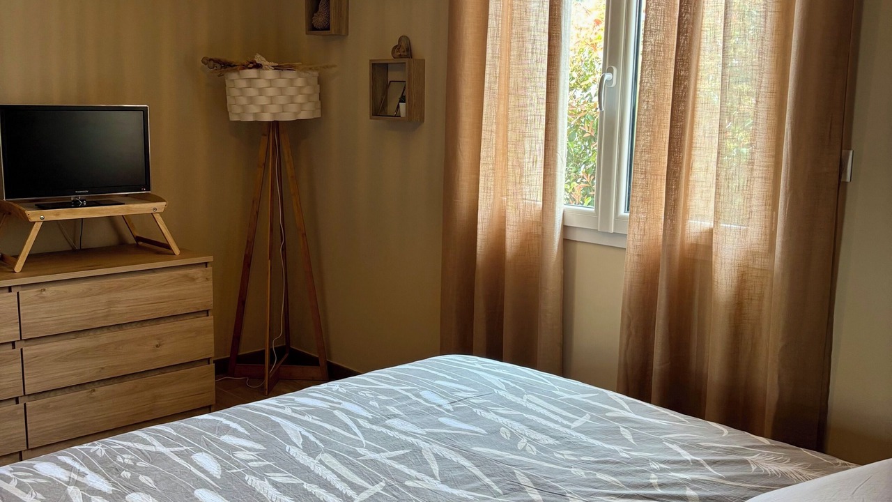 Photo of Bedroom in Tresques