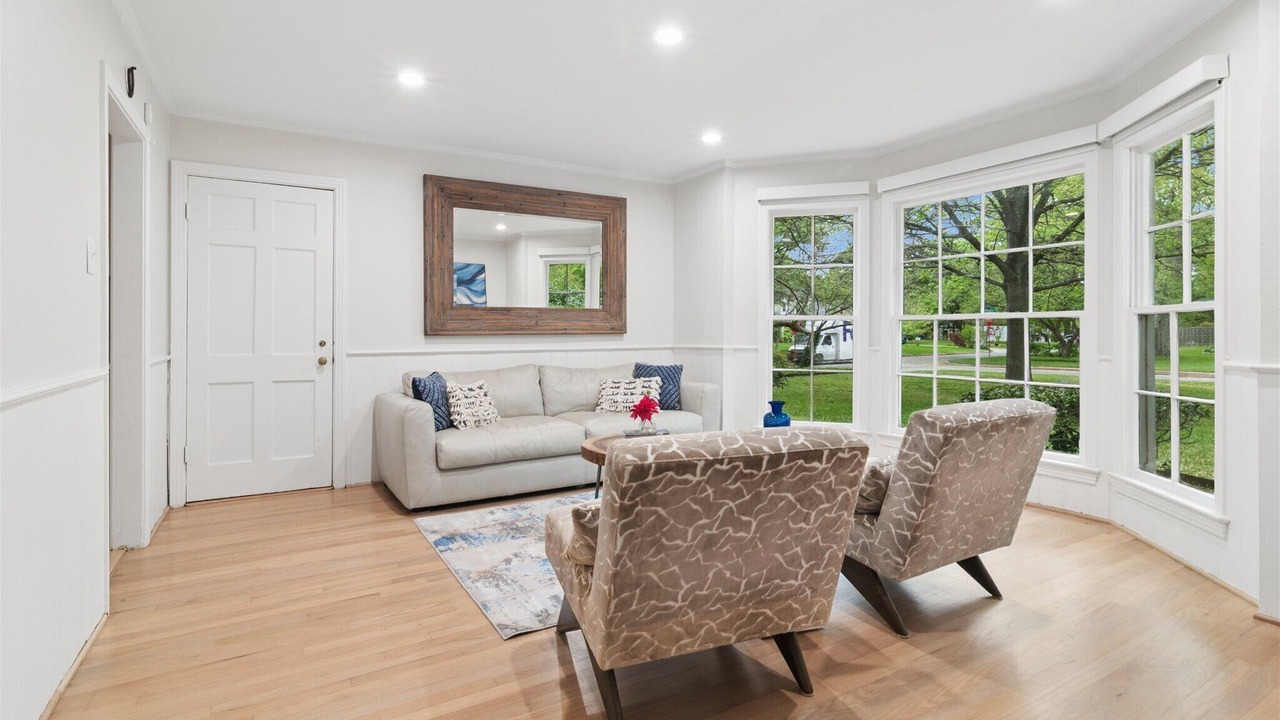 Photo of Livingroom in Dallas