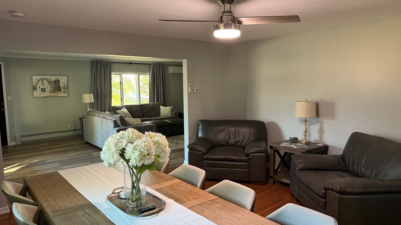 Photo of Livingroom in Centerville