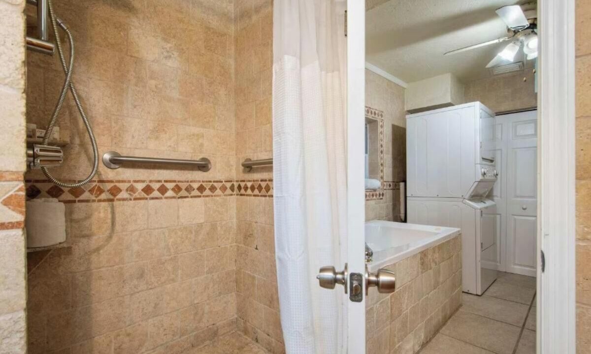 Photo of Bathroom in Bradenton