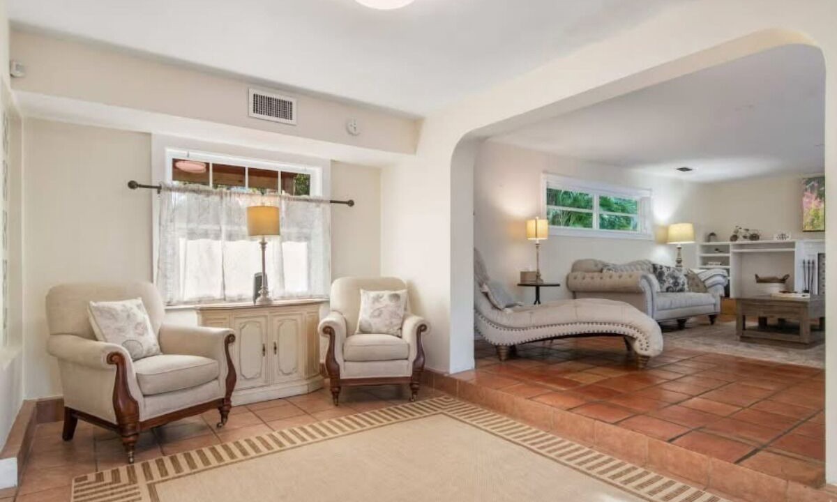 Photo of Livingroom in Bradenton