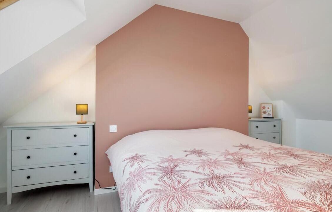 Photo of Bedroom in Cuverville-sur-Yeres