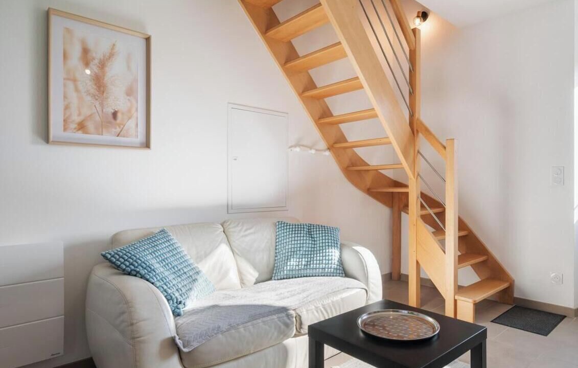 Photo of Livingroom in Cuverville-sur-Yeres