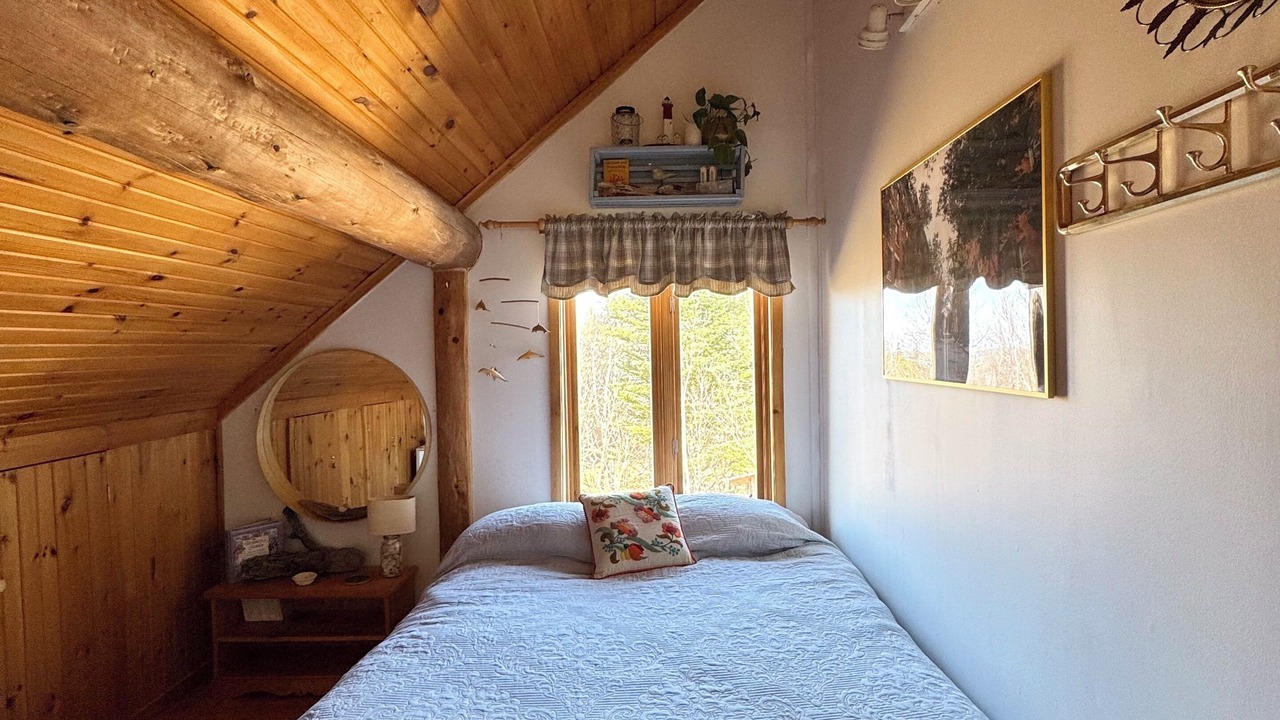 Photo of Bedroom in Annapolis Valley