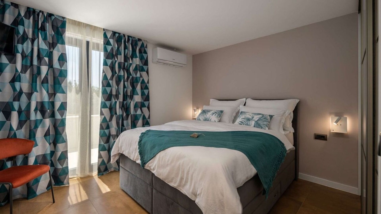 Photo of Bedroom in Smrika