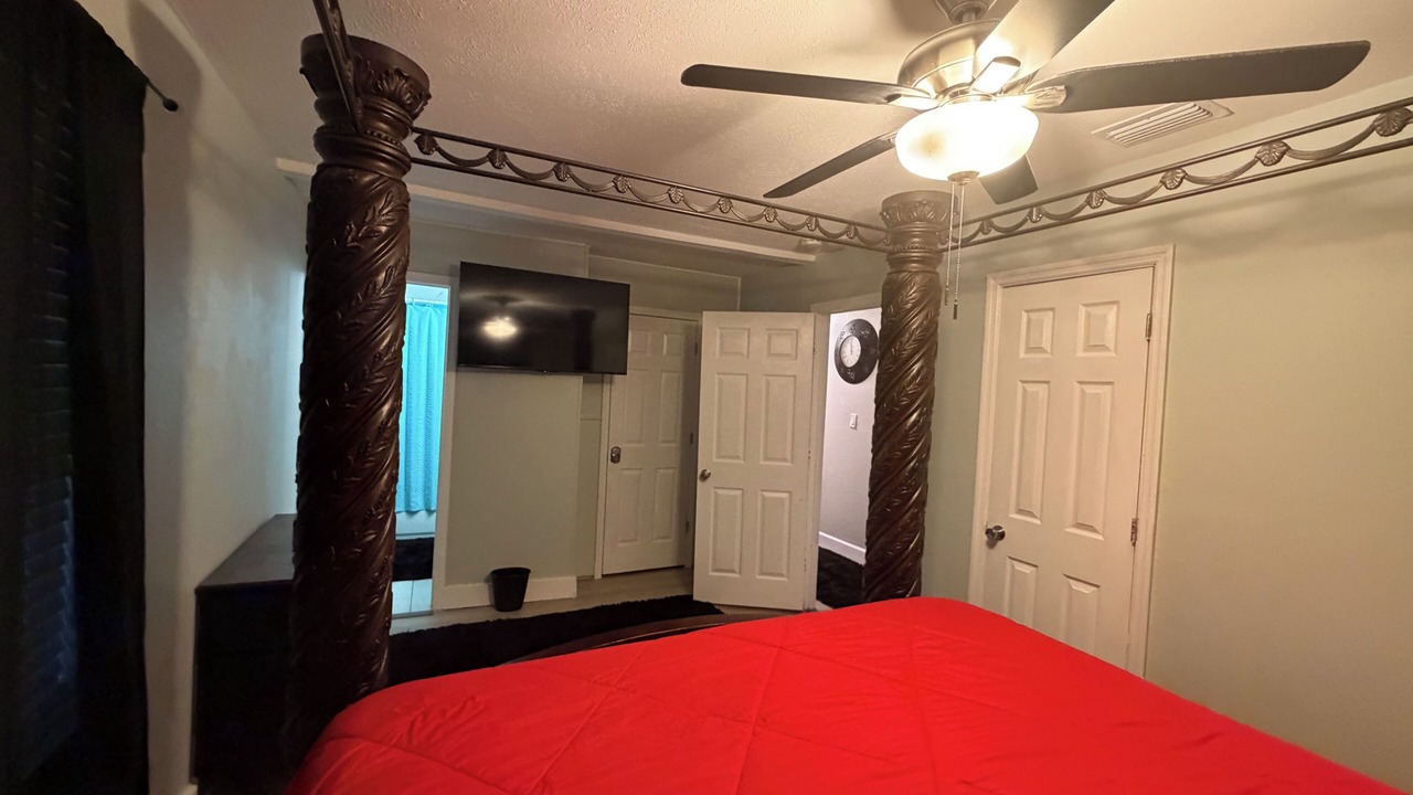 Photo of Bedroom in Albany