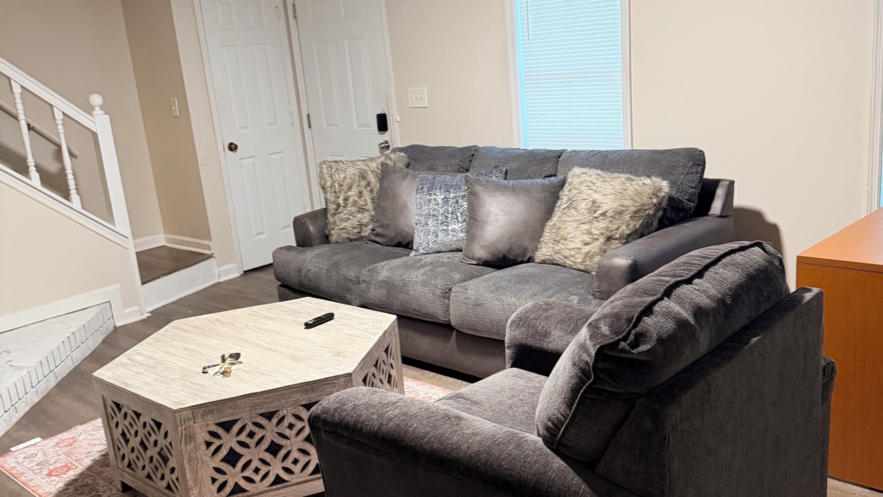 Photo of Livingroom in Mableton