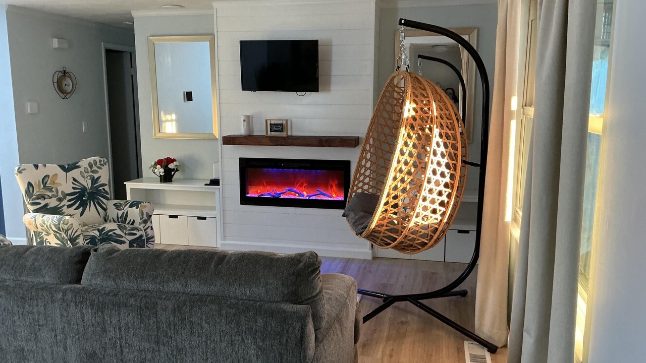 Photo of Livingroom in Cranberry Township
