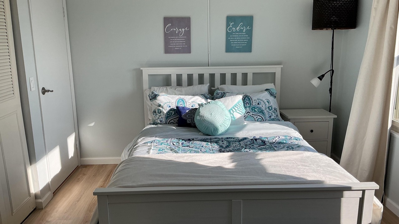 Photo of Bedroom in Cranberry Township
