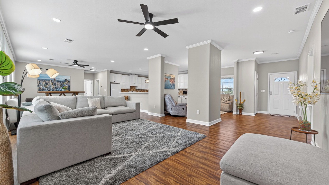 Photo of Livingroom in Waller