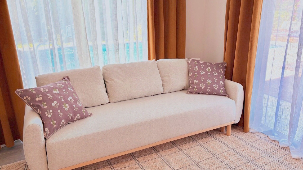 Photo of Livingroom in Central Corals