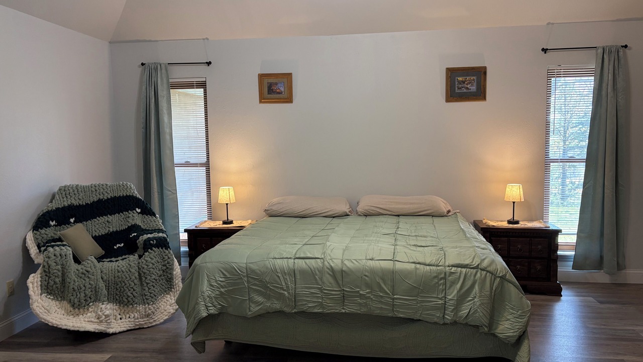 Photo of Bedroom in Howe