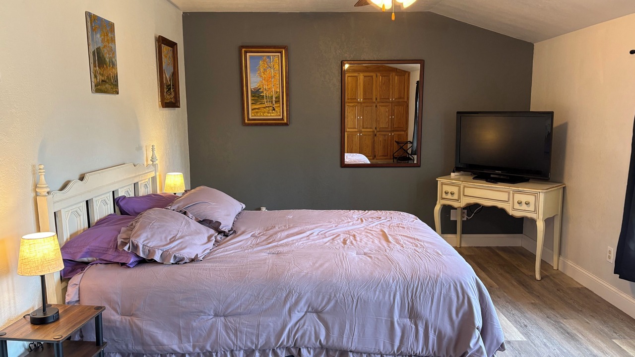 Photo of Bedroom in Howe