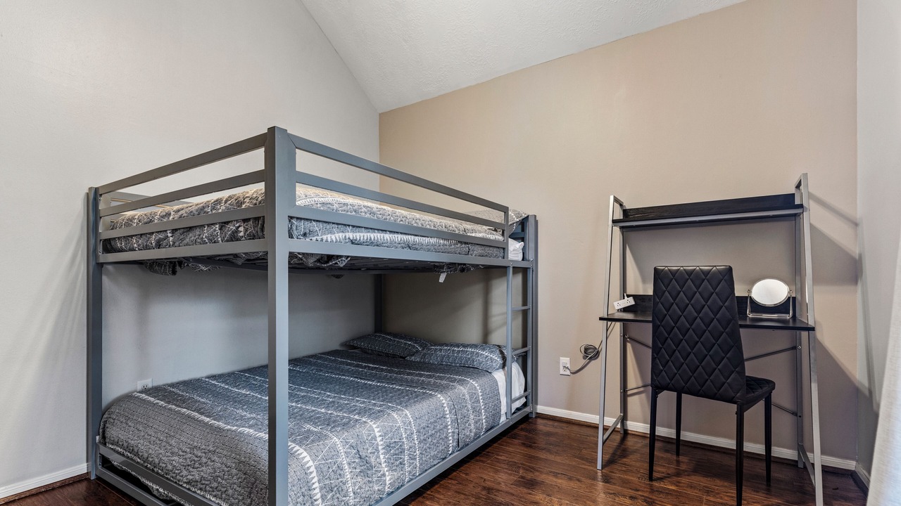 Photo of Bedroom in Katy