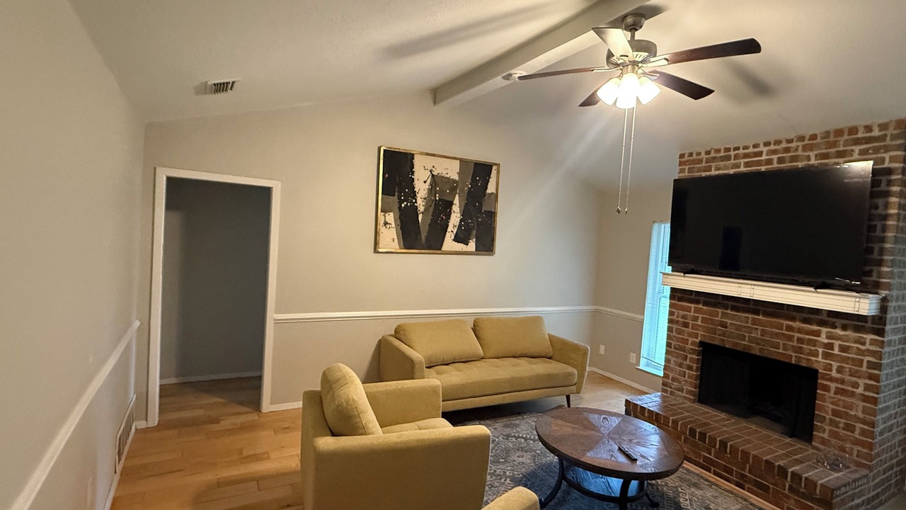 Photo of Livingroom in Benbrook