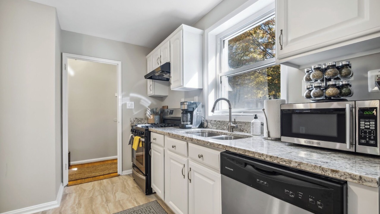 Photo of Kitchen in Del Ray