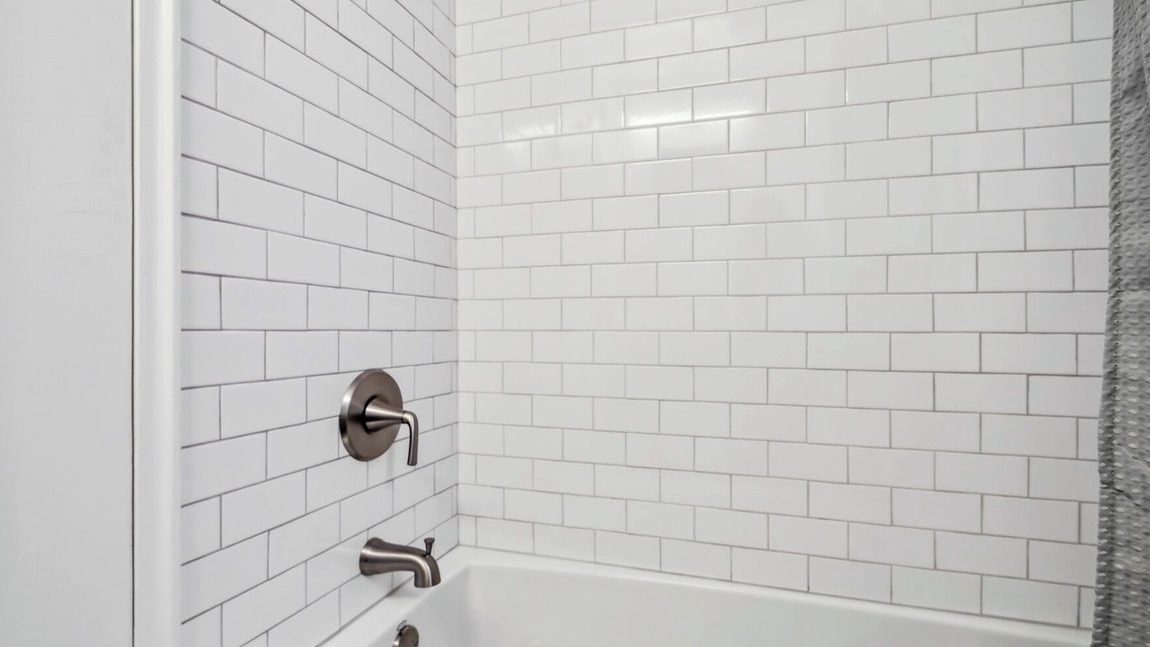 Photo of Bathroom in Del Ray