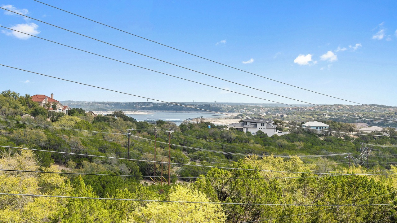 Photo of Others in Waterford On Lake Travis