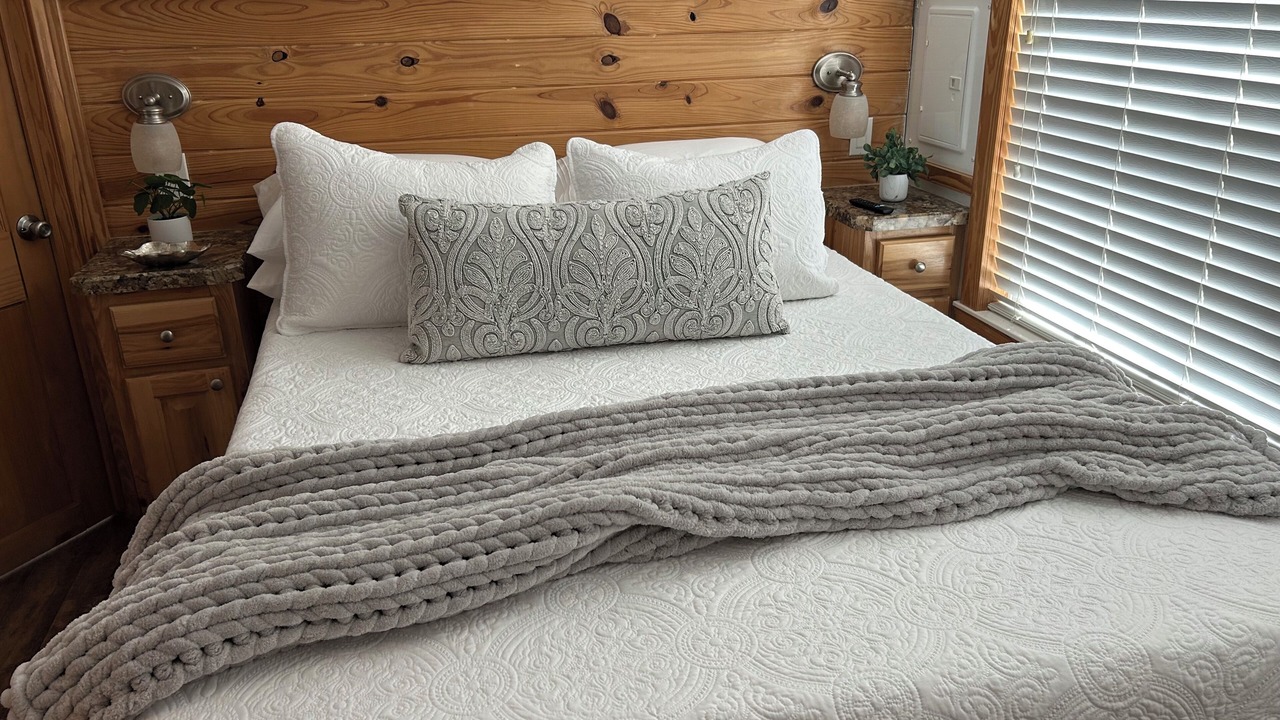 Photo of Bedroom in Hudson Bend
