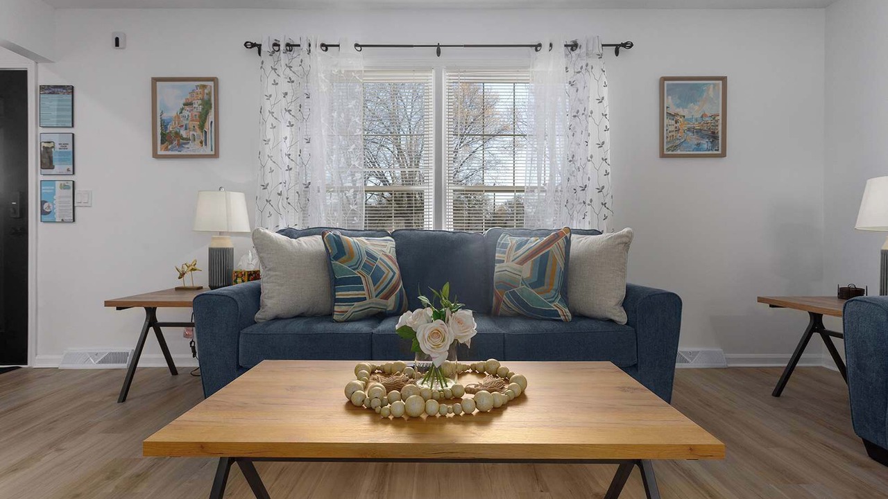 Photo of Livingroom in Shawnee
